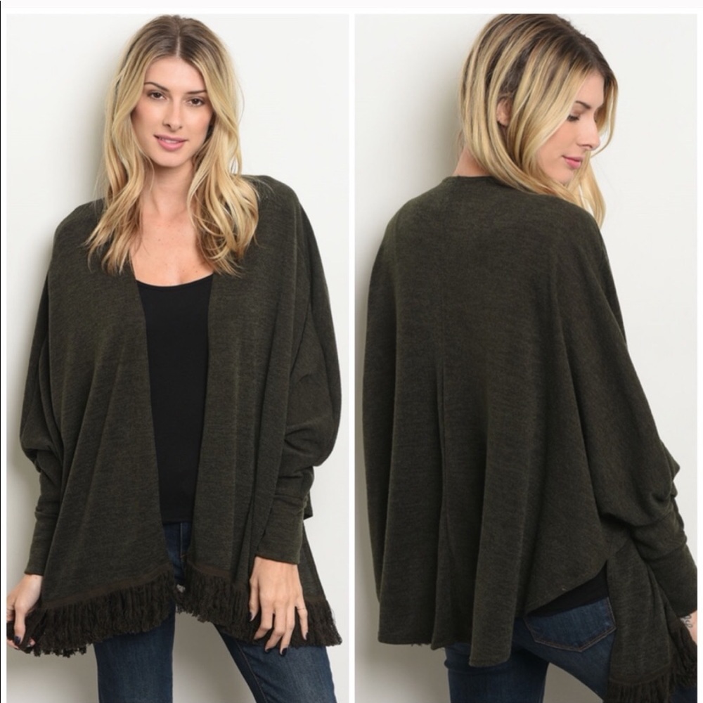 NEW‼️PUFF SLEEVES OLIVE - Cardigan